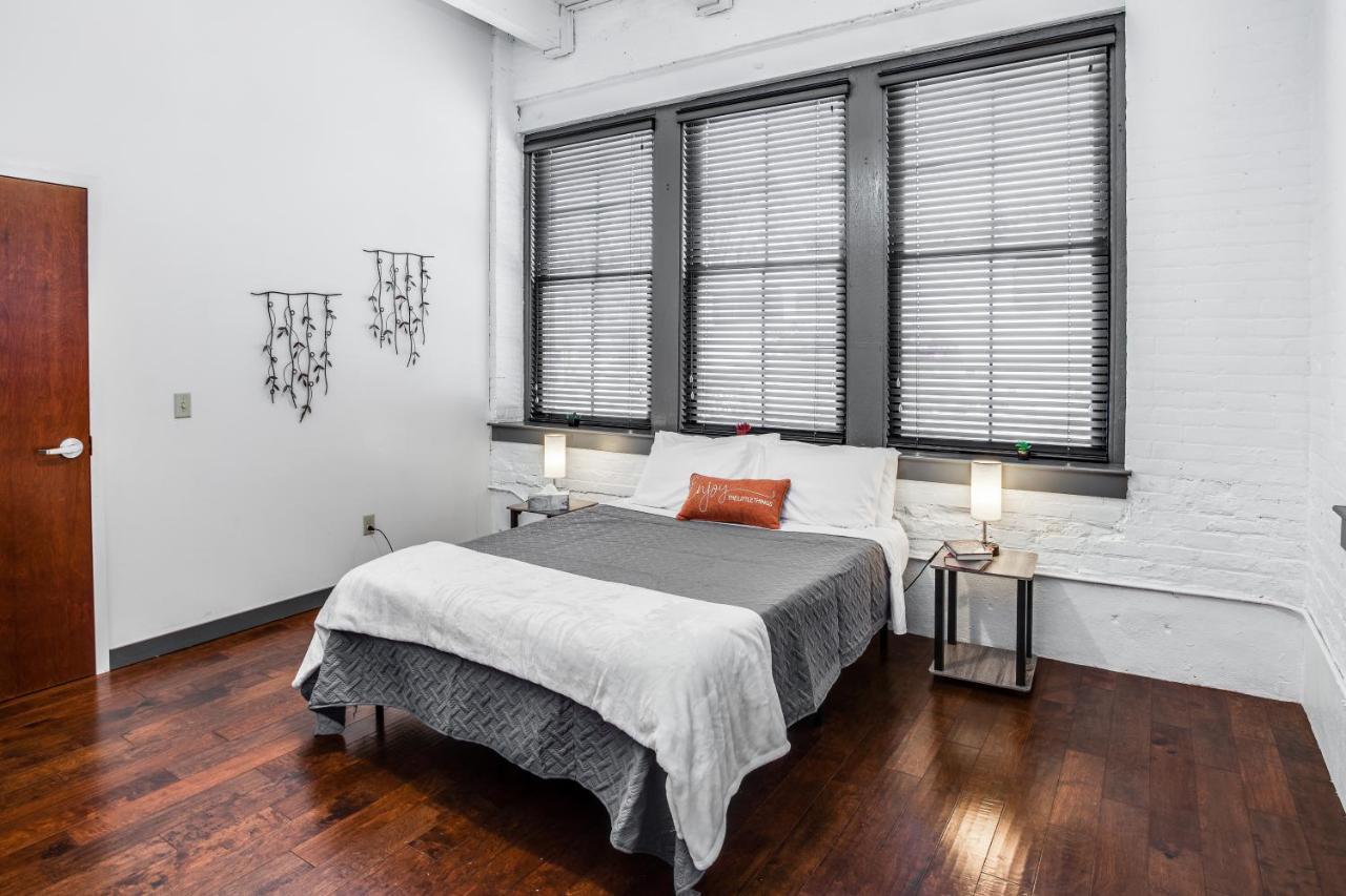 Апартаменти Ny Style Centric Loft With King Bed By Park Ave Рочестер Екстер'єр фото