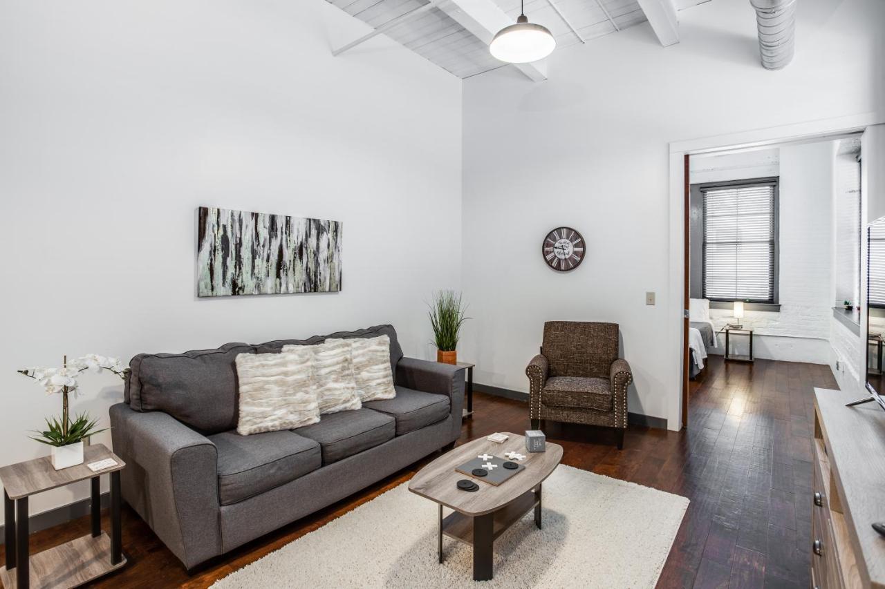 Апартаменти Ny Style Centric Loft With King Bed By Park Ave Рочестер Екстер'єр фото