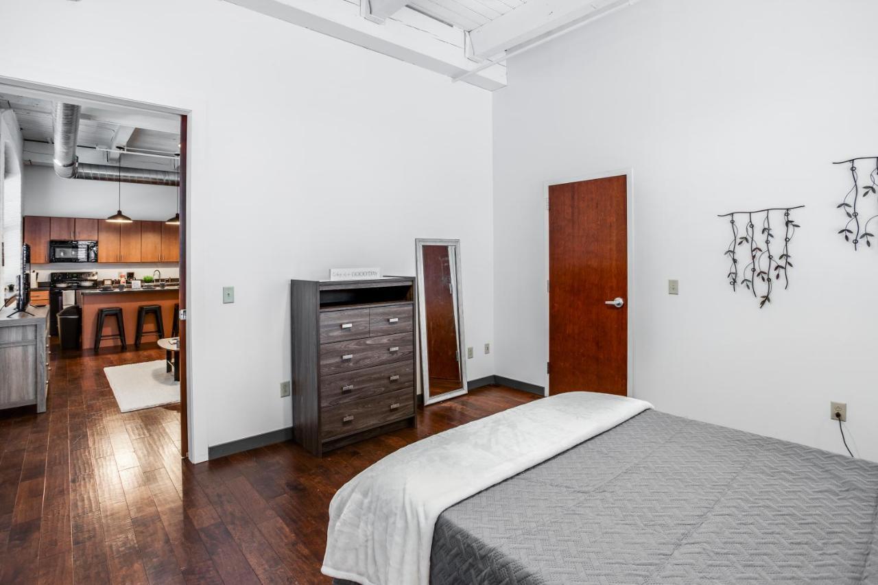 Апартаменти Ny Style Centric Loft With King Bed By Park Ave Рочестер Екстер'єр фото