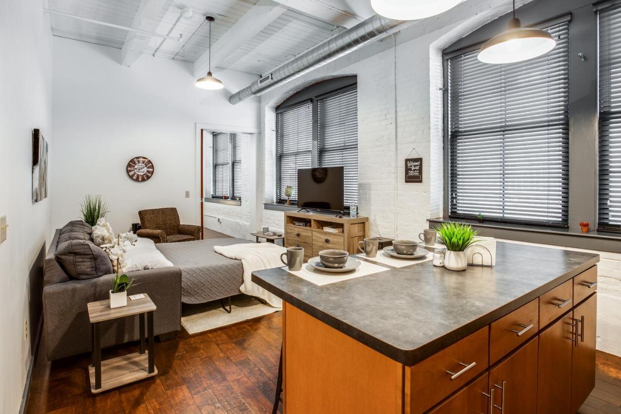 Апартаменти Ny Style Centric Loft With King Bed By Park Ave Рочестер Екстер'єр фото